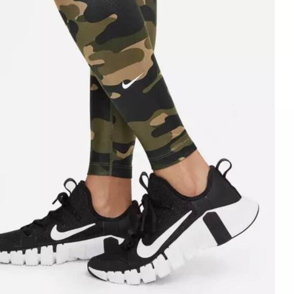 Nike Mid-Rise Camo Dri-FIT Tight Fit One Leggings Green size XXS NWT DD4559-222 - Picture 9 of 12